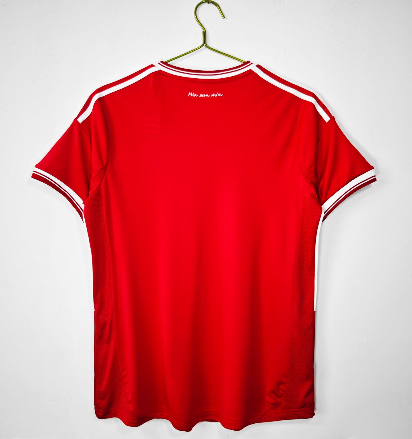 Retro 2013/14 Bayern Munich's home jersey