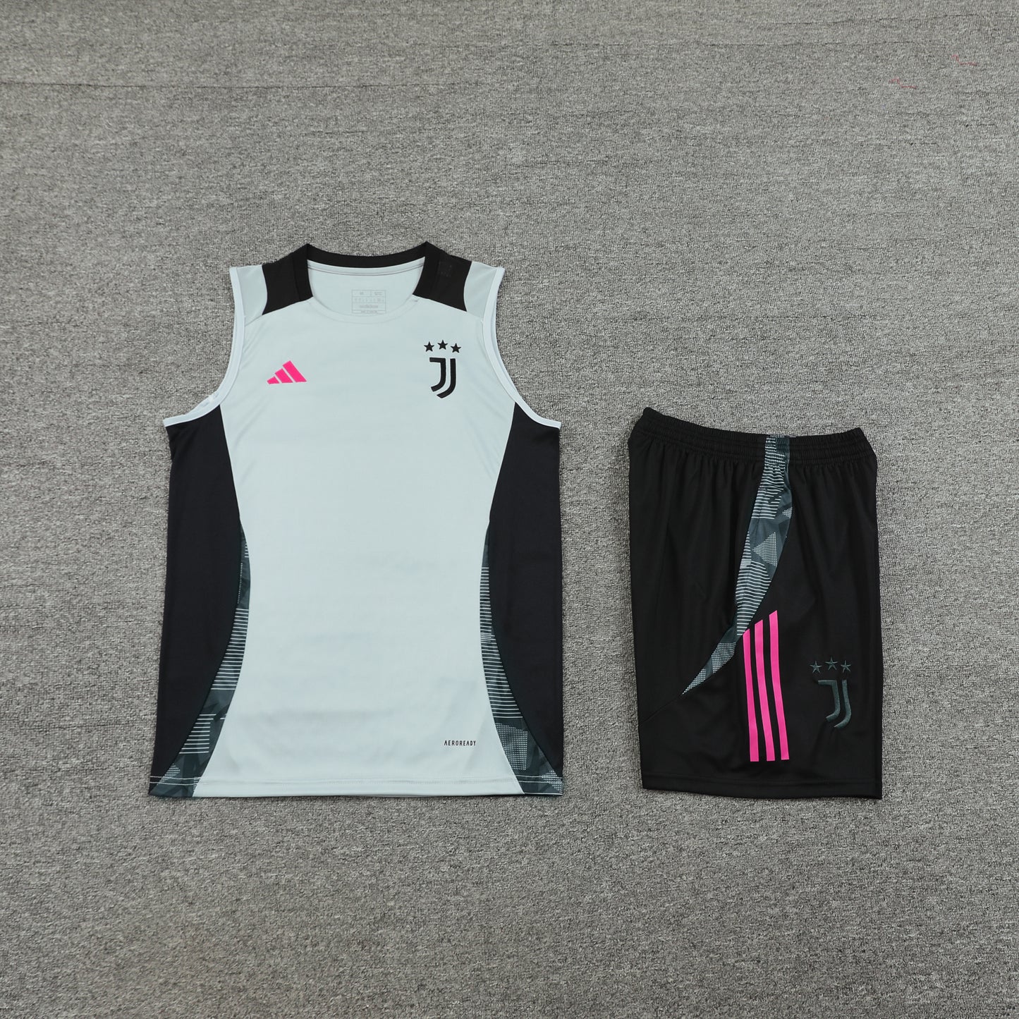 24/25 Juventus Special Edition training set