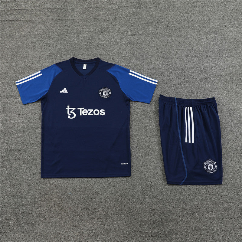 23-24 Manchester United's blue training uniform