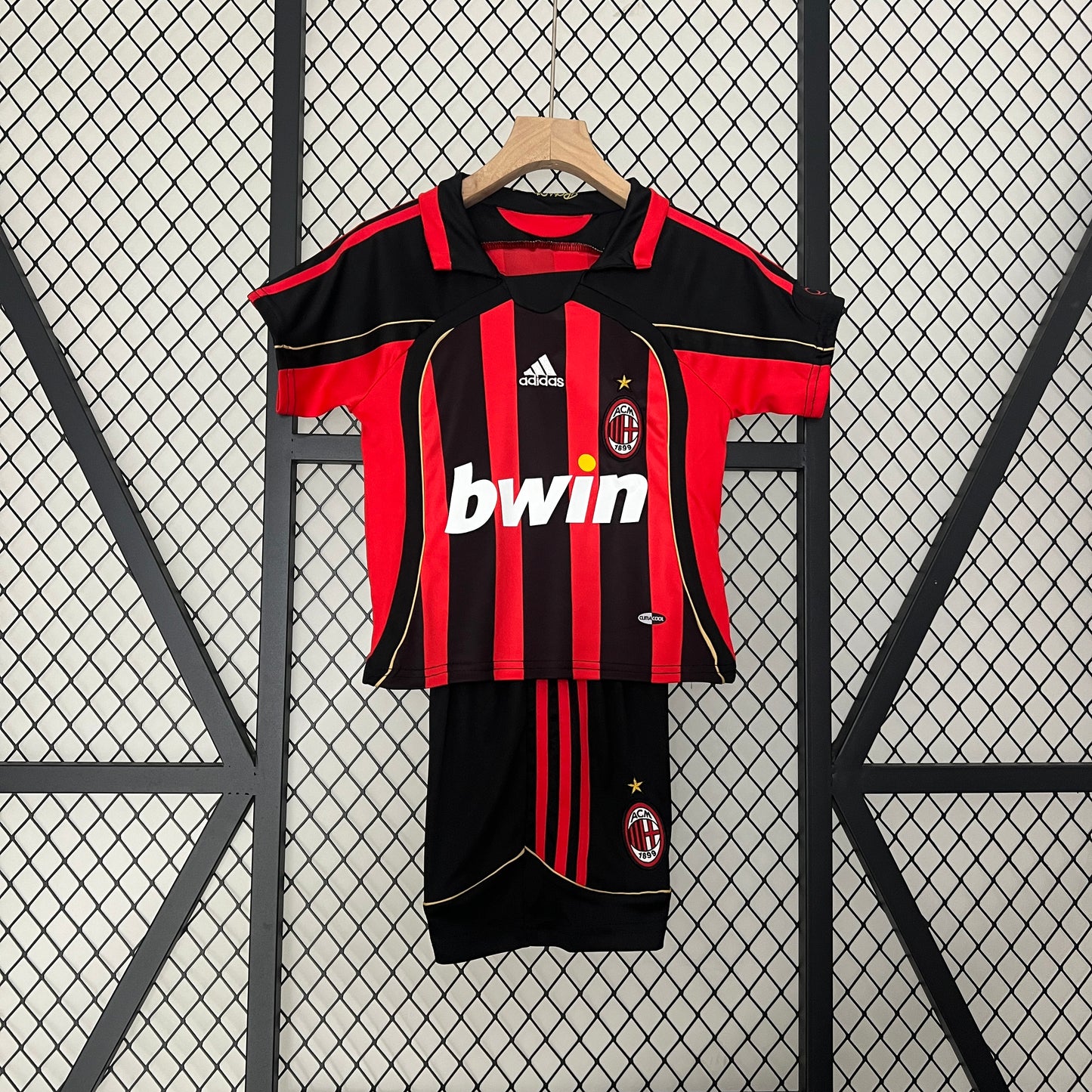 kids AC Milan 06/07 home jersey