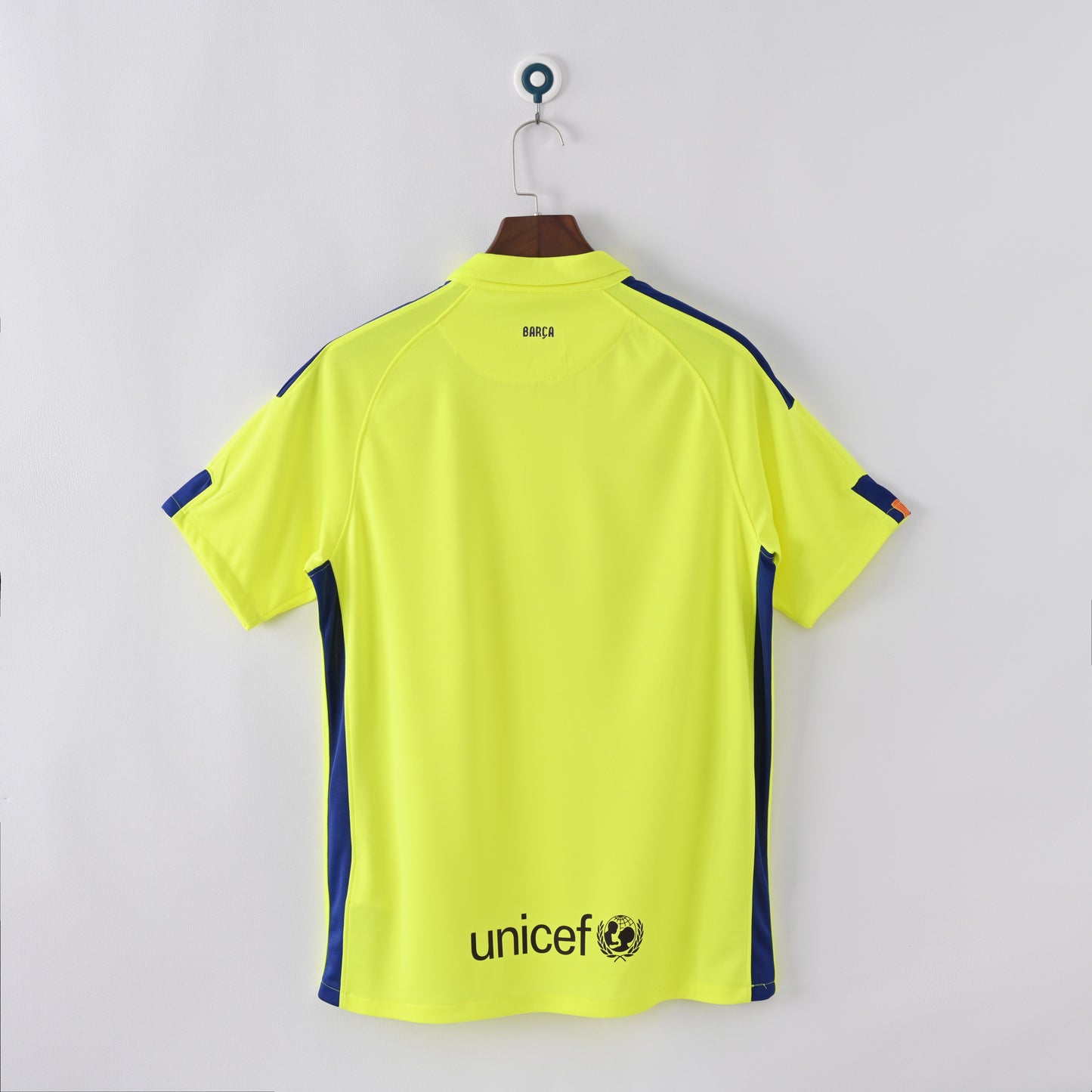 Retro 2014/15 Barcelona away jersey