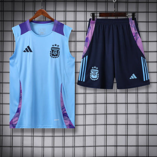 24 - 25 Argentine training suit