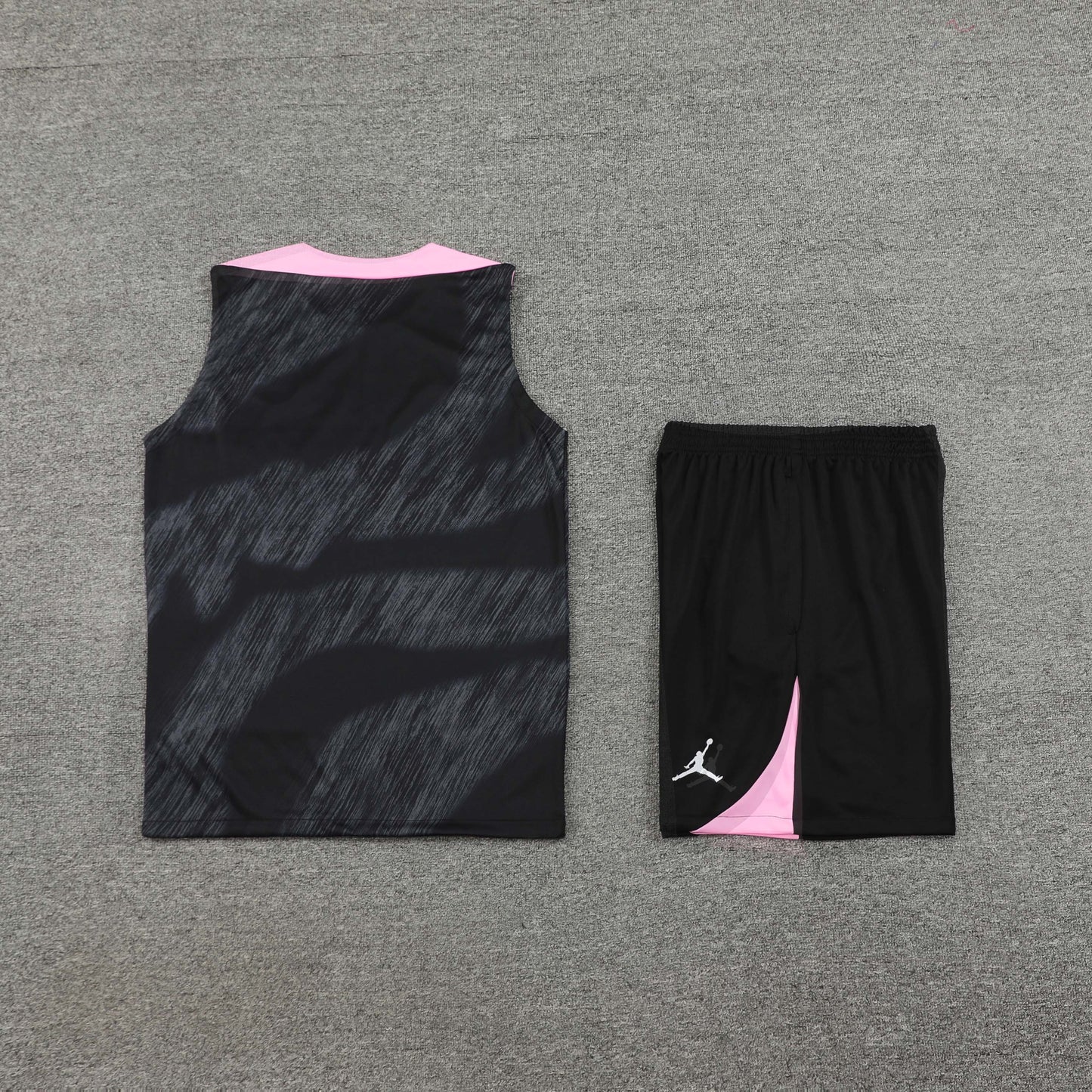24 PSG black Special Edition training set