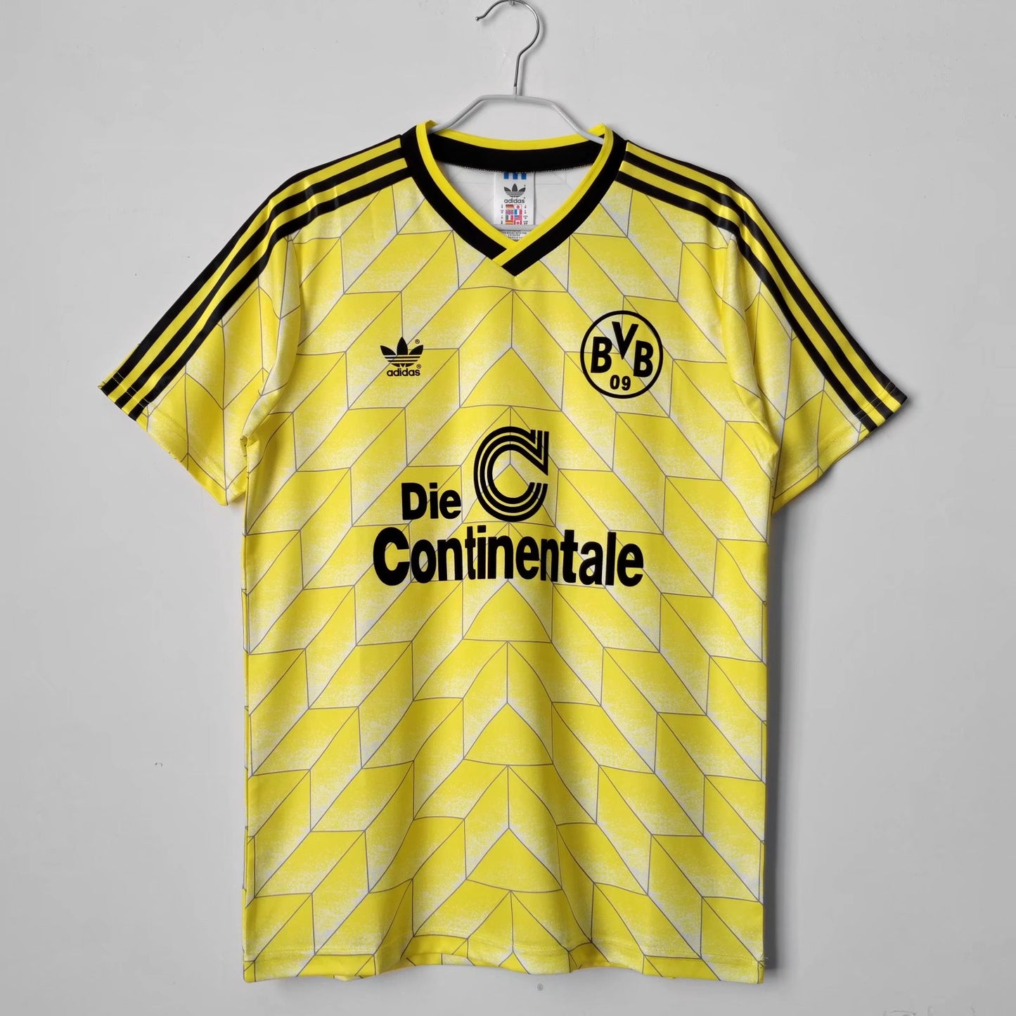Retro 1988 Dortmund's home jersey