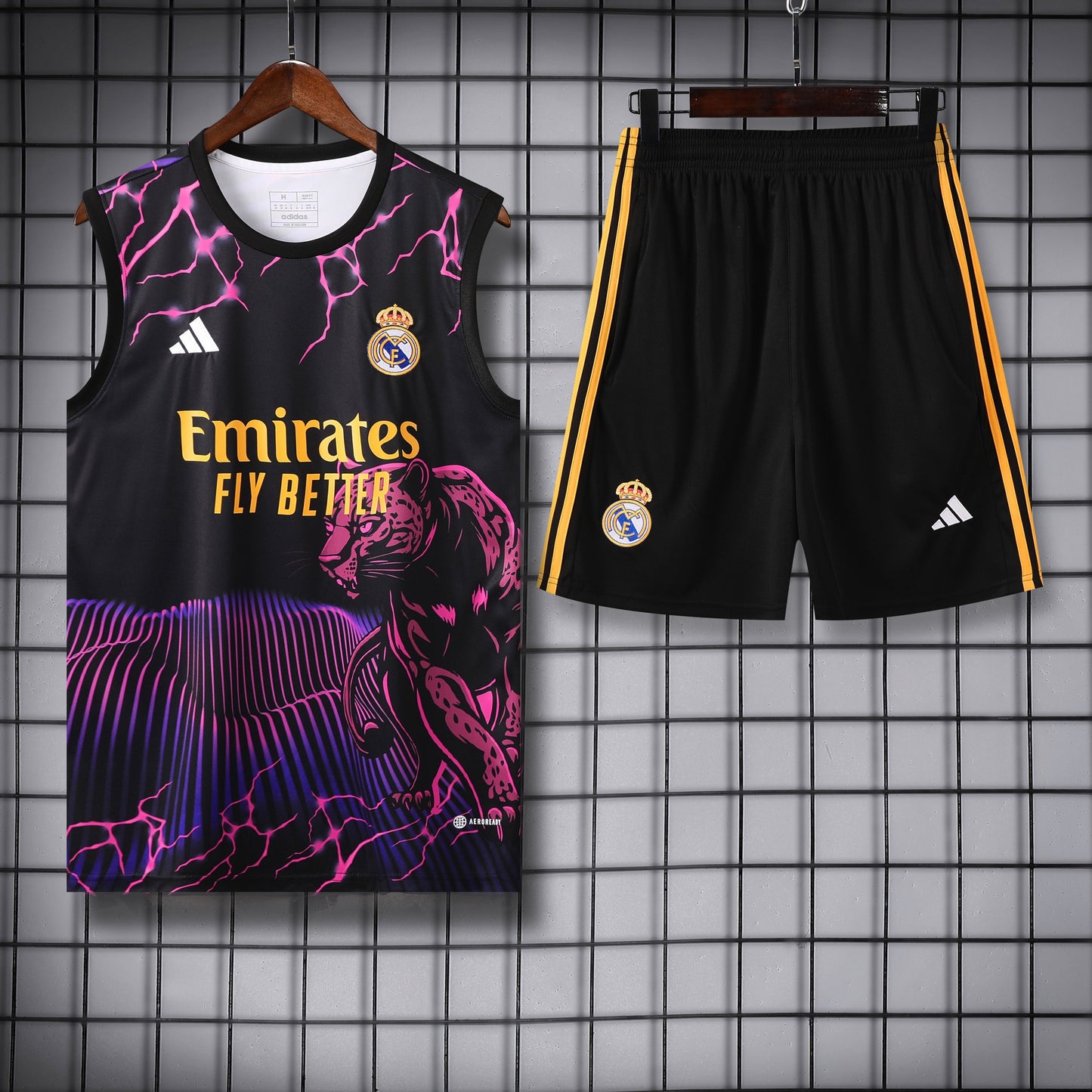 24 - 25 Real Madrid Training Suit